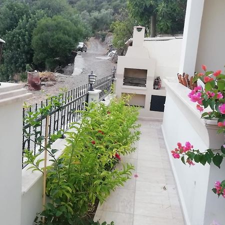 Genc Apart موجلا المظهر الخارجي الصورة